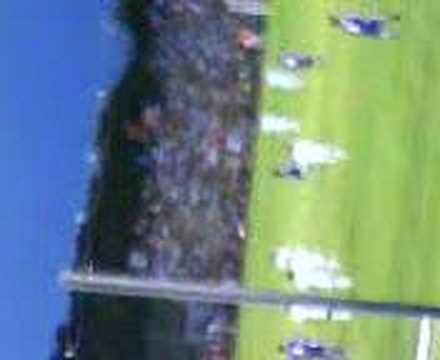 Gol de penal de M'Bami