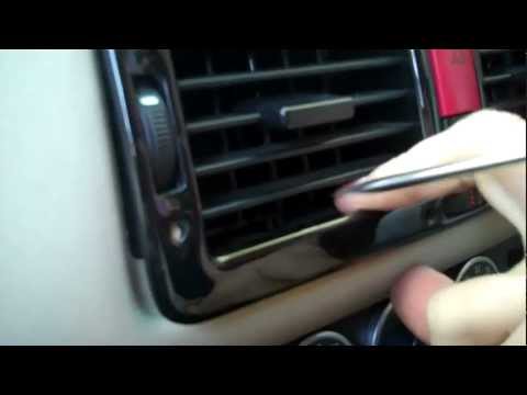 How to change centre air vent fascia on Range Rover L322 / V