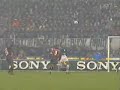 Hakan Şükür'ün Inter'deyken Milan'a attığı gol