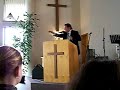 esse � o pastor peter schneider pregando, veja como ele  parece com brasileiro quando est� pregando.