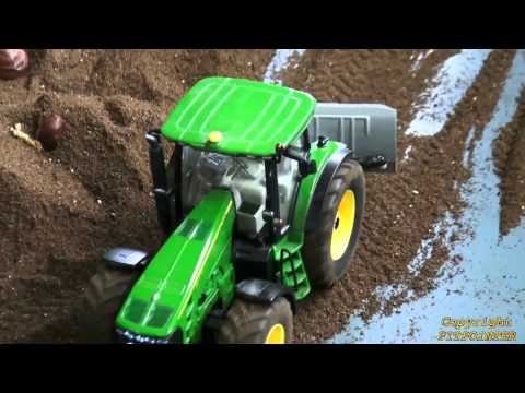 RC SIKU TRAKTOREN 1:32 RC TRAKTOR - FERNGESTEUERTER MODELLBAU (RADIO REMOTE CONTROLLED)