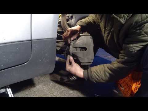 DIY German Aircooled Garage #10 Audi A4 Brake Pad Replacement