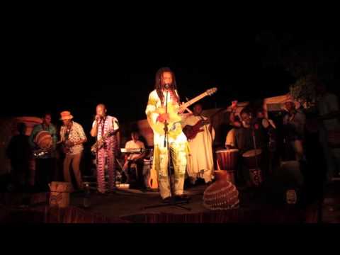 Beautiful Nubia - Osomaalo - Live at EniObanke
