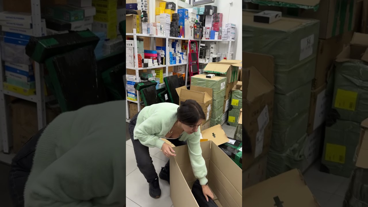 Профессиональный прожектор софтбокс LUX100 VL-2 150w с усиленным штативом 2.8м + штатив для телефона в подарок Профессиональный прожектор софтбокс LUX100 VL-2 150w с усиленным штативом 2.8м + штатив для телефона в подарок