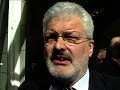Bernhard Tenhumberg (MdL NRW) unterstützt die Initiative von TauschNix e.V. gegen die Kriminalisierung der Schulhöfe. Statt einer Klagewelle der Musikindustrie brauchen wir Aufklärung darüber, was erlaubt ist. Infos unter tauschnix(dot)de