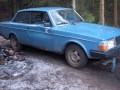 volvo 240 en vacker daa p� farmi!