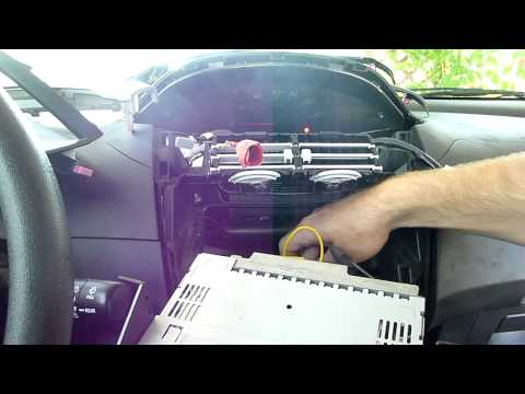 How to Install a Car Stereo Receiver (Head Unit) in 5 minutes in a Toyota Yaris HTWL