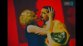 Opera singer and globetrotter Béla Mavrák