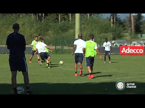 ALLENAMENTI PRIMAVERA INTER REAL AUDIO - 01 09 2014 ALLENAMENTI PRIMAVERA INTER REAL AUDIO - 01 09 2014