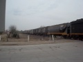 Tren cargado de NCA con la EMD GT-22CW 9045