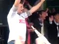 agf-fans-og-spillere-synger-vi-er-dem-fra-rhus.html