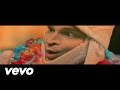 Munamies Helle Official Music Video and Lyrics