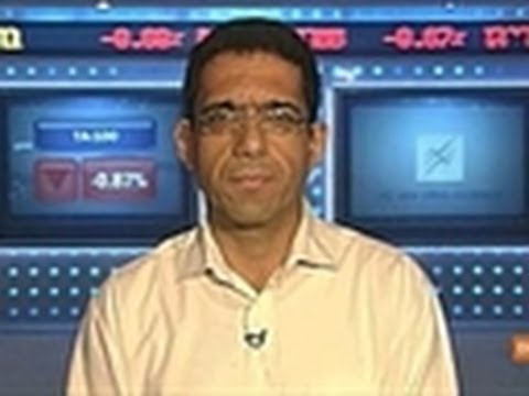 Isreali - Dec. 12 (Bloomberg) -- Eyal Dabby, head of equity research at Bank Leumi Le-Israel Ltd., discusses the outlook for Israeli equity markets in 2012. He speaks ...