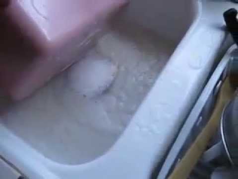 how to unclog a kitchen sink full of water