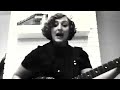 Izzy Cox Live : Belle Gunness
