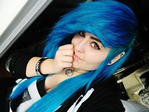 how to dye hair aqua blue