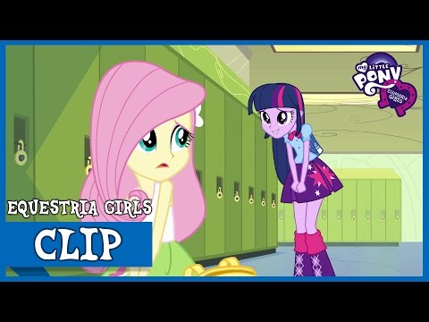 Princess Twilight meets Fluttershy at CHS - MLP: Equestria Girls