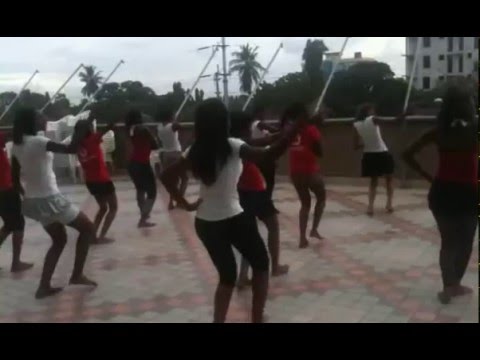 Watch '‪Washiriki wa Miss Kinondoni wakicheza muziki na k...'