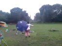 videos de Tess dancing in the rain