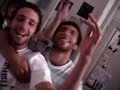 un clasico entre los clasicos.... cla cla clasiqueros!

roque.narvaja.

ha, el q canta es el gaston ponce.
