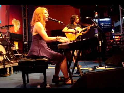 Alicia Witt
