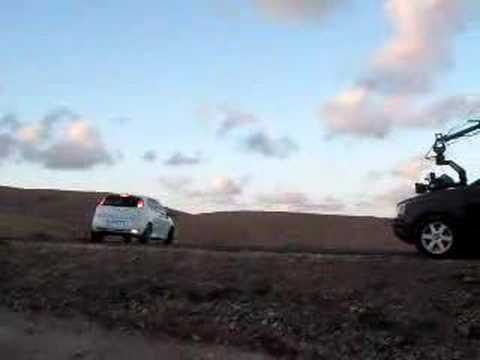 0 Fiat Grande Punto destrozado para publicidad