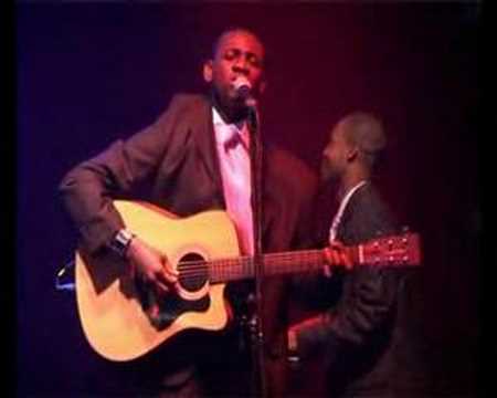 Alain MOLOTO Alain MOLOTO