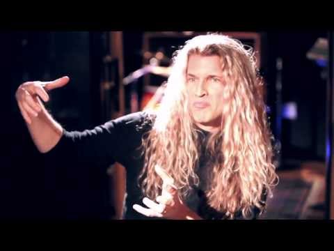 Halen - The legacy of Van Halen has never had a shortage of drama or die-hard fans...and rocker Mitch Malloy has a unique place within the still-unfolding drama. Fol...