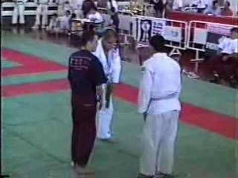 Charles Albert finaliza em 3s (A ...