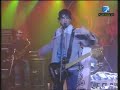 Jovenes pordioseros - alta gata