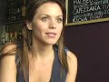 LAUREN BITTNER BITES INTO LOVE