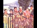 الحسن بن محمد الخامس (1929 - 1999) او اسمه حسب ترتيب الملوك العلويين الحسن الثاني ولد بتاريخ 9 يوليو 1929 تربى تربية محافظة انطلاقا من الموروث الديني و الثقافة الفرنسية كما يشاع عن علاقاته مع المقاومة ضد حماية المغرب فأكسبه ذلك خبرة وهو في ريعان شبابه وكان يقوم بعدة مهام وهو ولي للعهد ونفي مع والده محمد الخامس من طرف الاستعمار إلى كل من كورسيكا ومدغشقر وهذا ما ألهب شرارة انتفاضة شعبية كبرى خاصة بعد تعيين الاستعمار ابن عرفة ملكا على المغرب والذي نجا من محاولة اغتيال من طرف أحد المقاومين المسمى علال بن عبد الله وسميت هذه الفترة ثورة الملك والشعب وكان الحسن الثاني هو الذي يحرر المراسلات وترجمة الرسائل لوالده في المنفى. عاد محمد الخامس وولي عهده الحسن الثاني من المنفى إلى المغرب ليتم استقلال المغرب عام 1955.في سنة 1961 تولى الحسن الثاني حكم المغرب بعد وفاة والده محمد الخامس ولد الحسن الثاني في الرباط يوم 9 يوليو 1929. دخل الحياة السياسة بعد وفاة والده محمد الخامس ملك المغرب يوم 26 فبراير 1961 حيث تم تنصيبه ملكا. درس القانون بالرباط وحصل على الشهادة فيه في مدينة بوردو الفرنسية. أهم حدث يخلد للحسن الثاني هو المسيرة الخضراء حيث طالب المغرب وبشدة في بداية السبعينيات استرجاع الصحراء المغربية التي كانت تحت النفوذ الإسباني، وتوج الأمر بمسيرة تم خلالها تحرير الصحراء. ضمت تلك المسيرة 350 ألف مغربي ومغربية اجتازوا حدود 