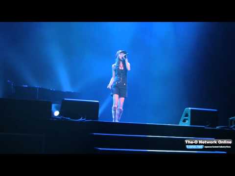 Anime Expo 2010 - May'n and Nakajima Megumi performing live at Anime Expo 2010 Diamond Crevasse performed by May'n (Watch in 720p for best experience) Also check out her speci...