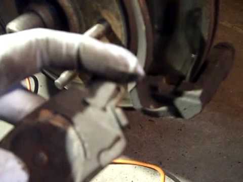 DIY Replacing Front Brakes 98 GMC Jimmy