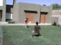 videos de boludeando en el patio 2