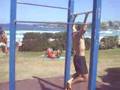 Kevin 3 x one arm chin ups @ 69 kg @ Bondi Beach p