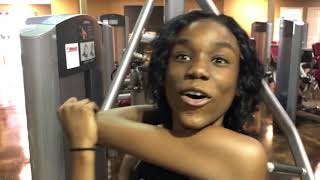 Nette wants bigger muscles!!! Tries to lift 290 pounds!! OMG