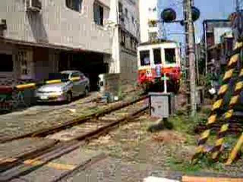 琴電　志度線　瓦町　Train japan