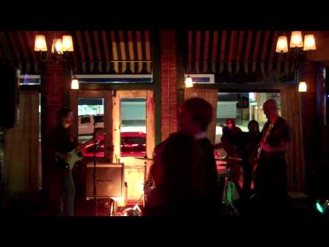 THOMPSON HOWELL BAND 'Fishin' in the Dark' THE POINT, RALEIGH, 1 5 12