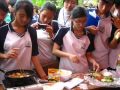 nu sinh lop 11 da nang lop 11/4 truong thpt pham phu thu - YouTube