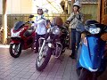 美しすぎる 美女ライダー W650 VS PCX125 Kawasaki HONDA