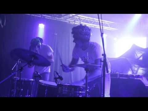 Live Music Show - Ninos Du Brasil