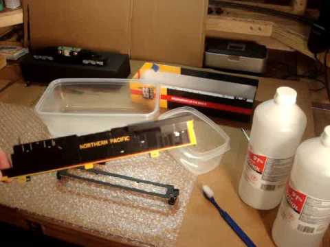 how to paint ho scale track