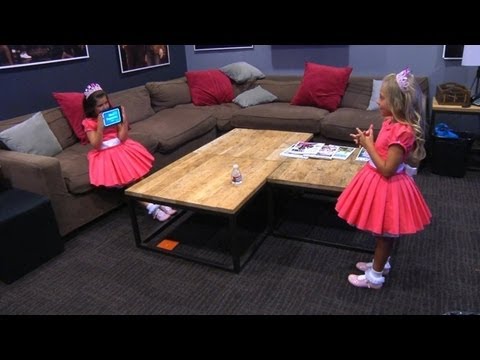 Sophia Grace & Rosie Play the New 'Heads Up!' Kids Deck