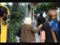 Γιαγιά πετάει πέτρα στα ΜΑΤ