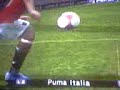 R. Giggs del Manchester United esegue una prodezza col pallone riuscendo a smarcare pure 2 avversari ke commettono fallo (PES6)