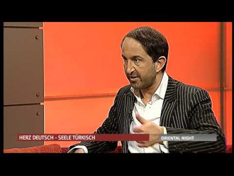Autorin - Wir freuen uns über euer Abo!!! www.youtube.com/user/Orientalnighttv www.facebook.com/Bedo.Hamburg Sie ist Journalistin, Bestseller-Autorin und Vorzeige-Deut...