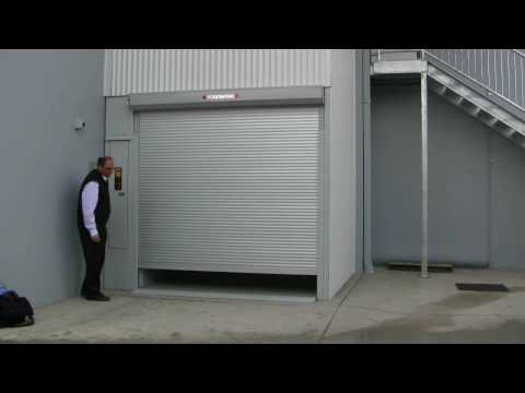 Safetech Goods Hoist range expands Video Image