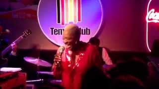 Martha High en Tempo Club