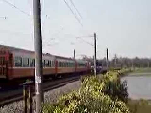 火車會車